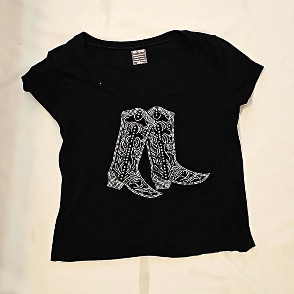 US trim cropped western t-shirt size medium